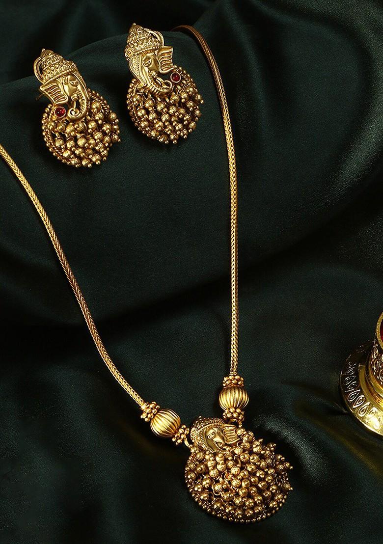 Gold Stone Studded  Gold Plated Jewellery Set
