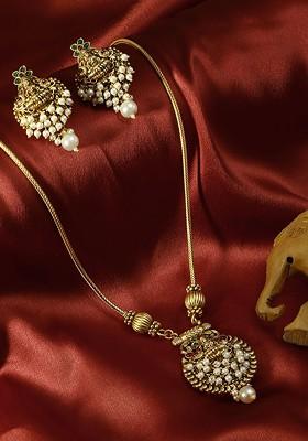 Gold Stone Studded And Beaded Gold Plated Jewellery Set