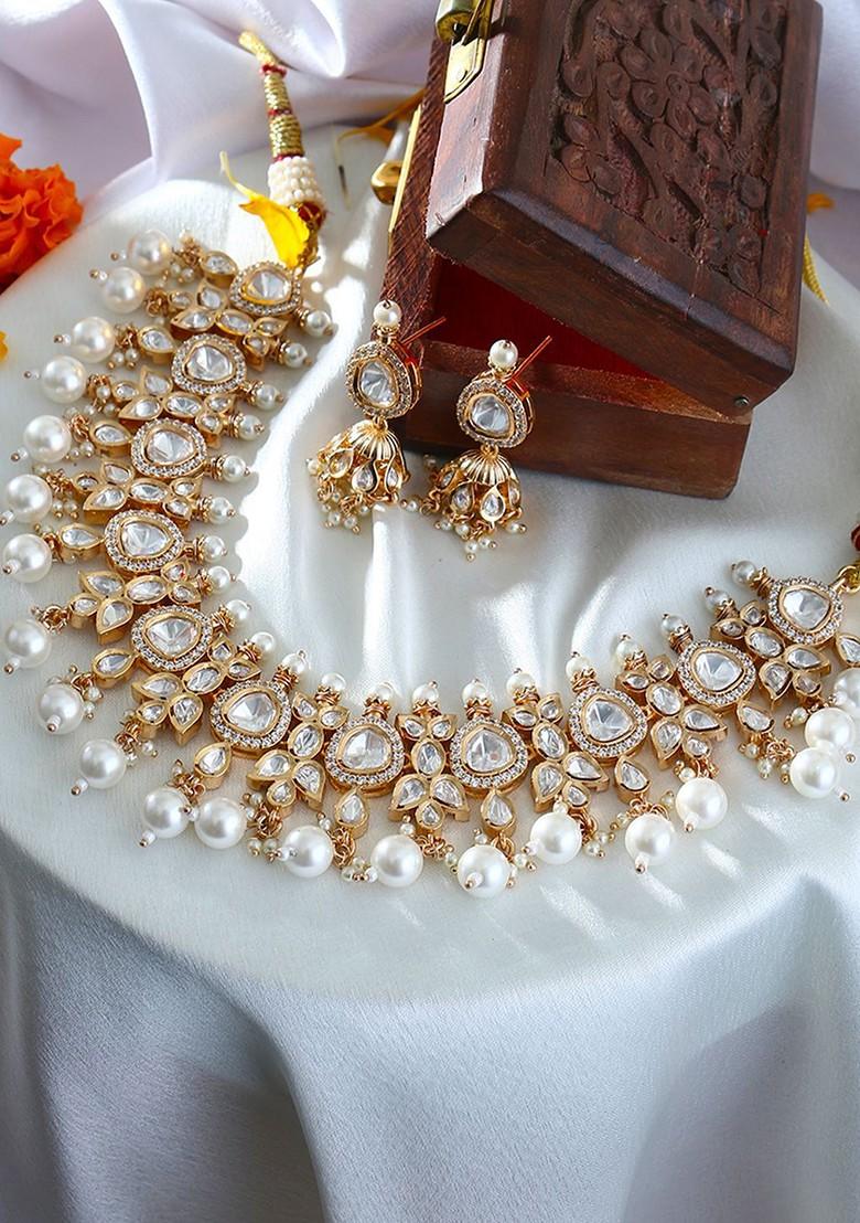 Gold Studded  And Beaded  Gold Plated Jewellery Set