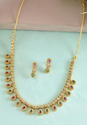 Gold Toned Ad Stone Studded Classic Jewellery Set