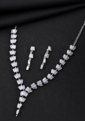 Silver Plated Artifical Stone Studded Necklace Set