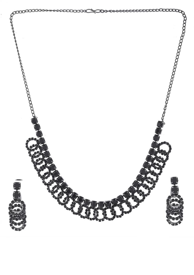 Black Circular Stone Studded Jewellery Set