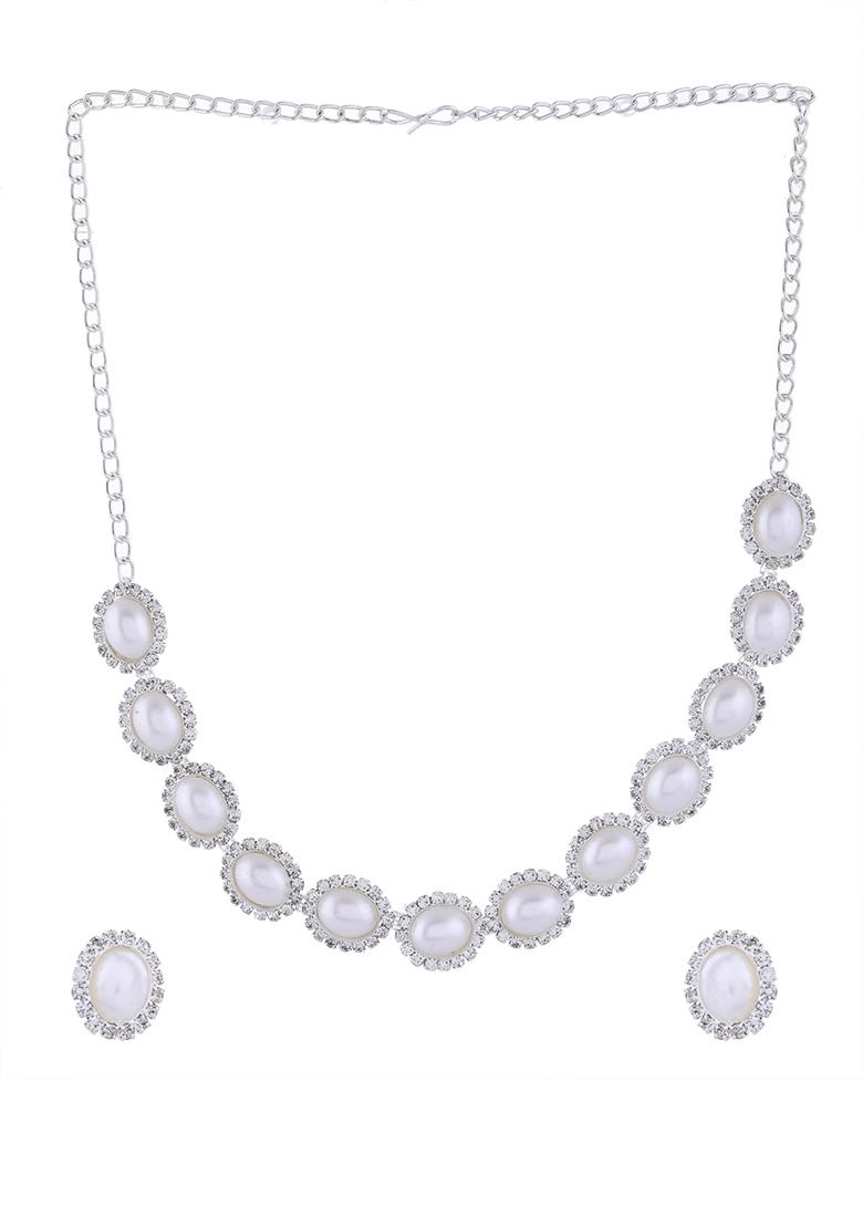 Silver Plated Pearl And Stones Studded Oval Shaped Jewellery Set