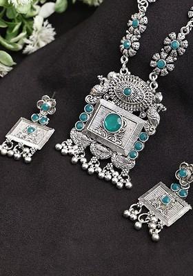 Green Beaded Gold Plated Necklace Set