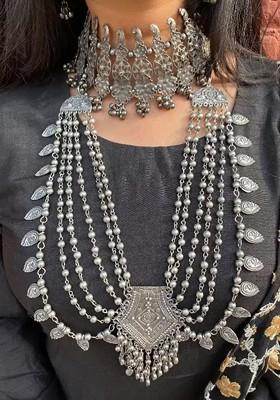 Silver Beaded Oxidised Necklace Set