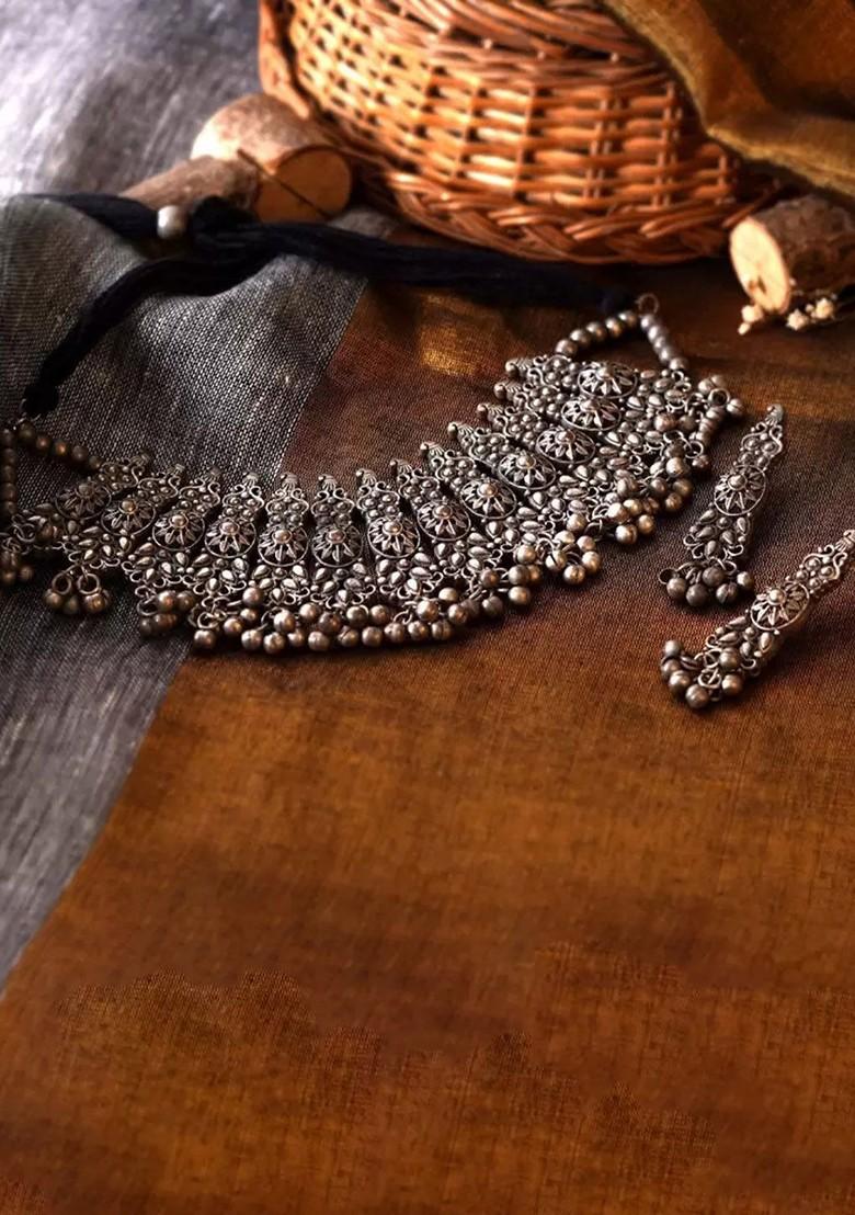 Silver Beaded Oxidised Necklace Set
