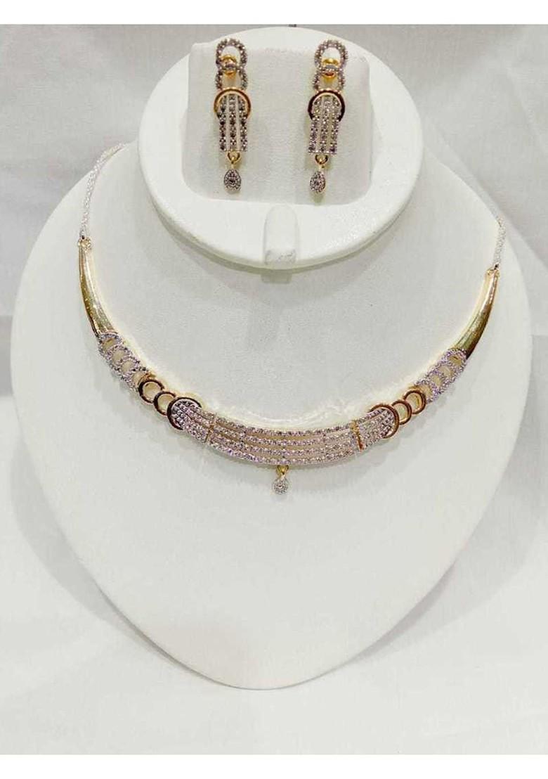 Gold Ad Studded Gold Plated Necklace Set