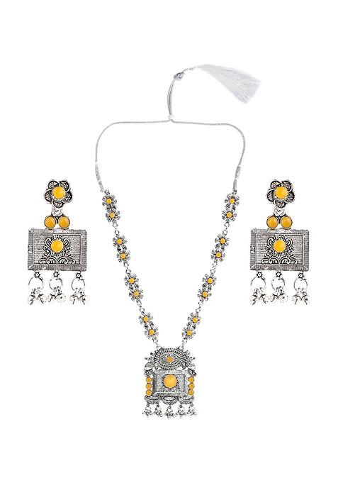 Silver Stone Studded Gold Plated Necklace Set