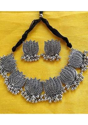 Silver Beaded Silver Plated Necklace Set