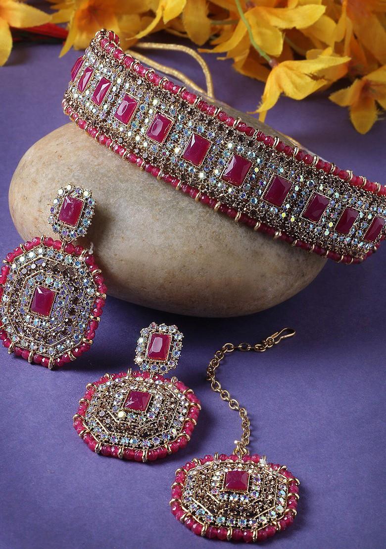 Magenta Kundan Studded And Pearl Beaded Choker Gold Plated Necklace Set