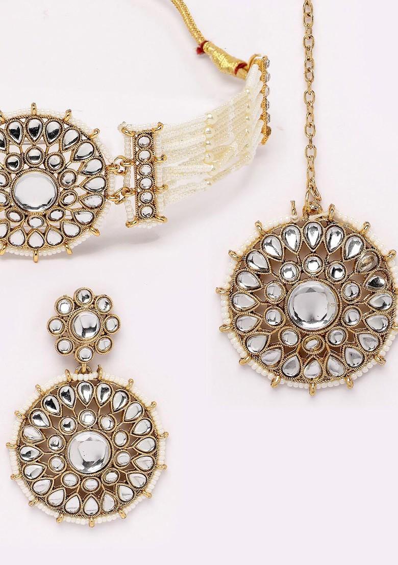 White Kundan And Beads Studded Choker Gold Plated Necklace Set