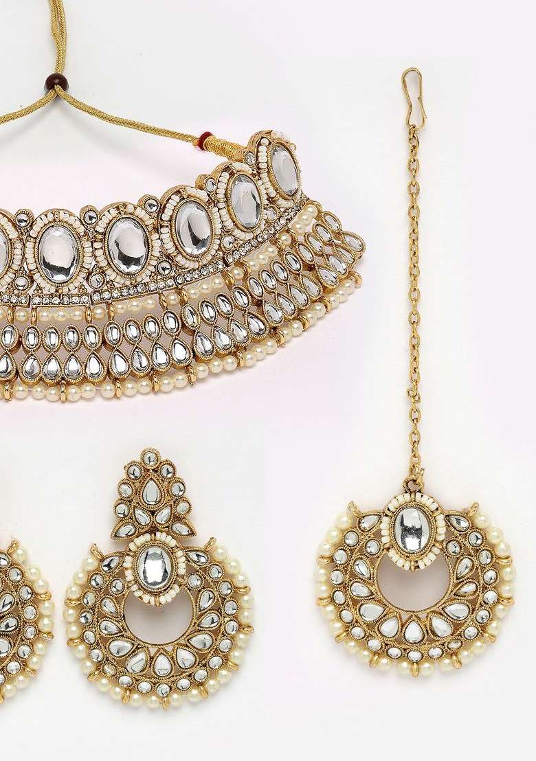 White Kundan Studded And Pearl Beaded Gold Plated Necklace Set - Indya