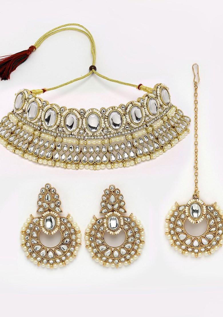 White Kundan Studded And Pearl Beaded Gold Plated Necklace Set
