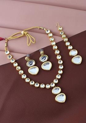 White Kundan Gold Plated Necklace Set