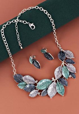 Silver Studs Silver Plated Necklace Set