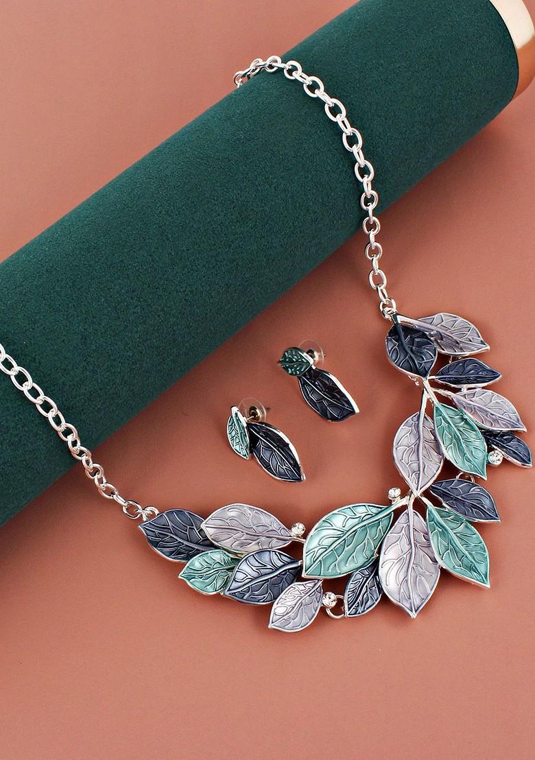 Silver Studs Silver Plated Necklace Set