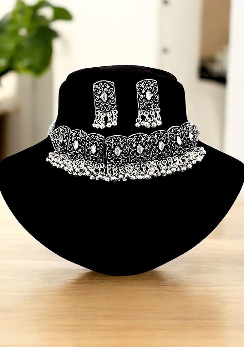 Silver Studded Oxidised Necklace Set