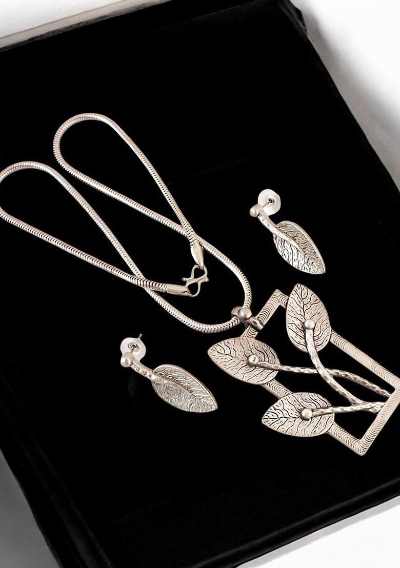Silver Leaf Silver Plated Necklace Set