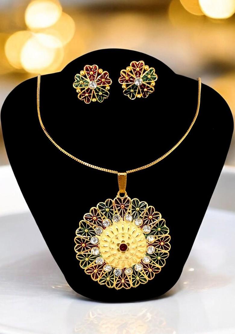 Gold Studded Gold Plated Necklace Set