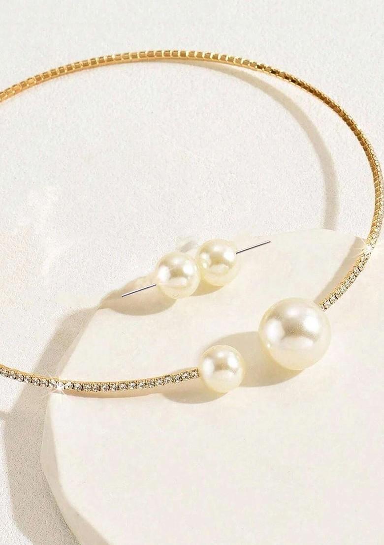 Gold Studded Gold Plated Necklace Set