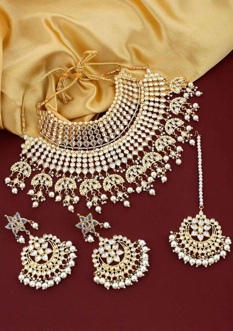 White Kundan Gold Plated Necklace Set - Indya