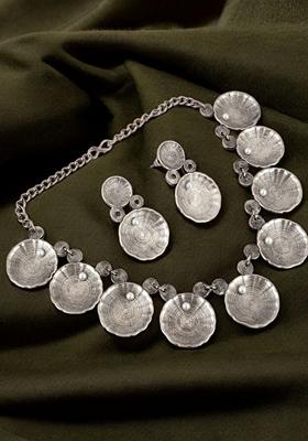 Silver Studs Silver Plated Necklace Set