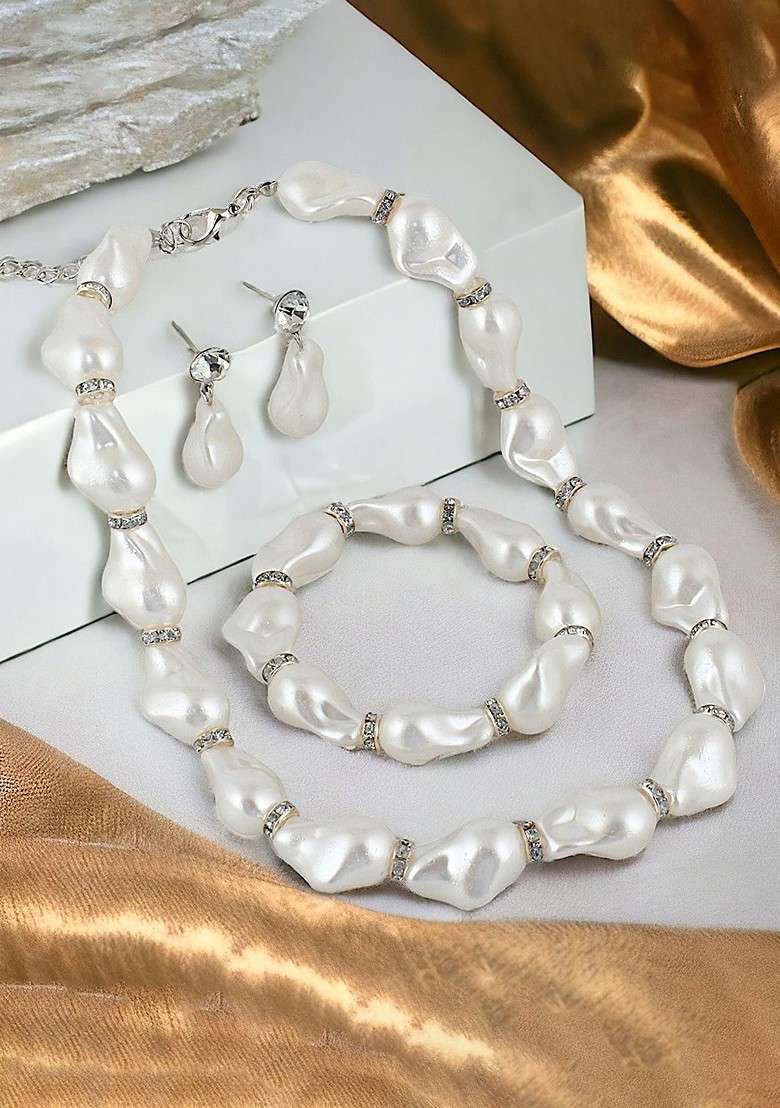 White Beaded Gold Plated Necklace Set - Indya