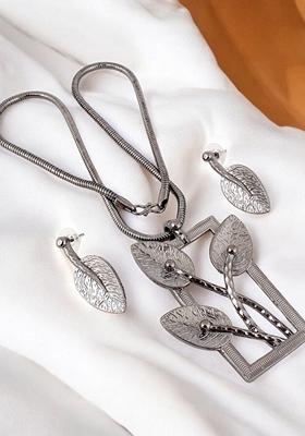 Silver Leaf Silver Plated Necklace Set