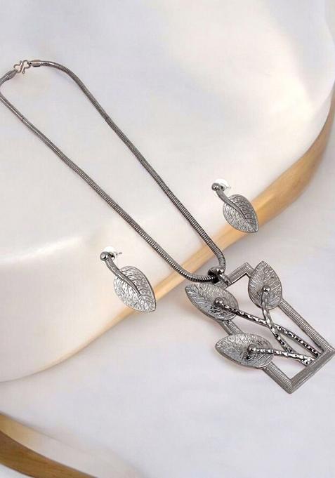 Silver Leaf Silver Plated Necklace Set
