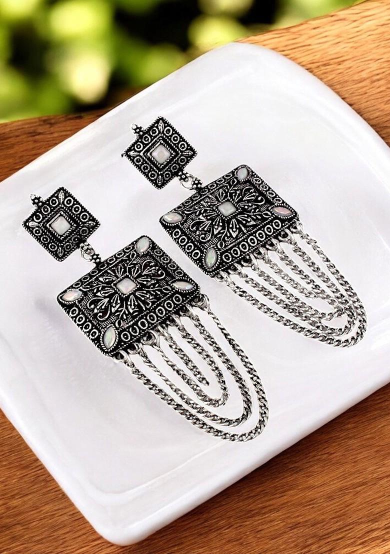 Silver Studded Silver Plated Necklace Set