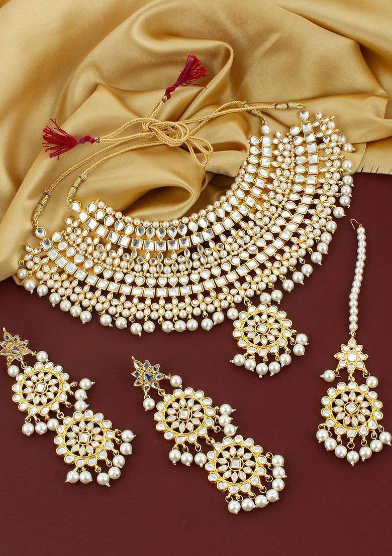 White Kundan Gold Plated Necklace Set - Indya