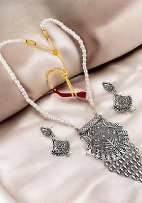 Silver Beaded Oxidised Necklace Set