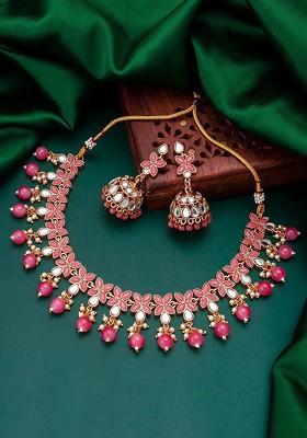 Woman Gold Plated White And Pink Stone Studded Choker Jewellery Set