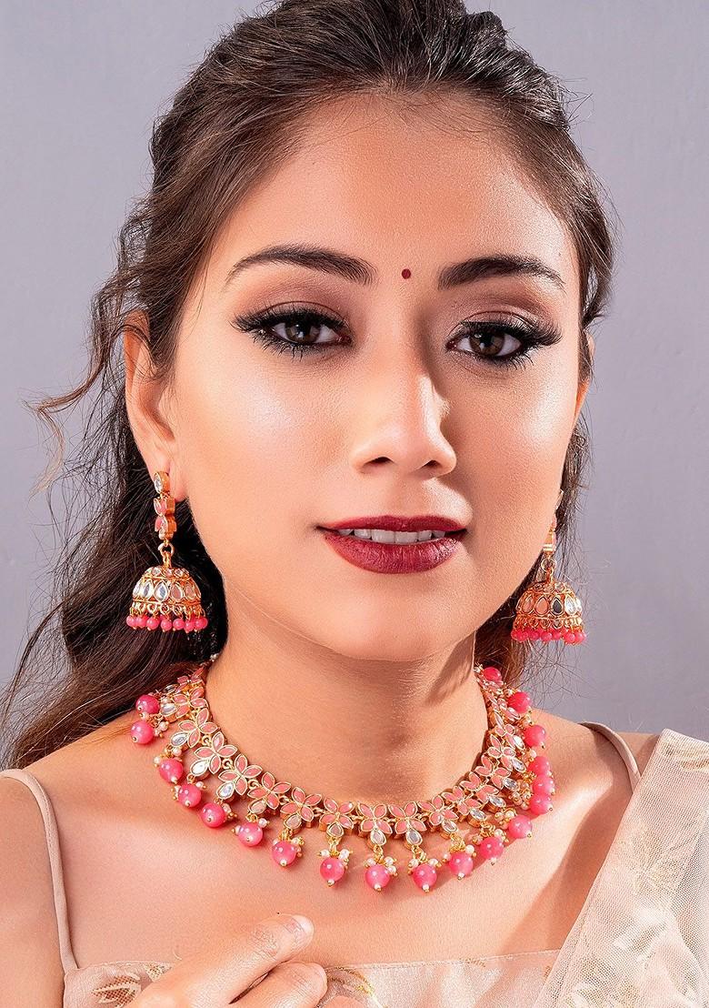 Woman Gold Plated White And Pink Stone Studded Choker Jewellery Set