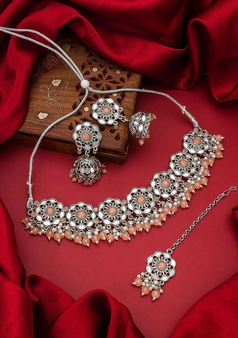 Silver Silver Toned And Beige Stone Studded And Pearl Beaded Handcrafted Jewellery Set