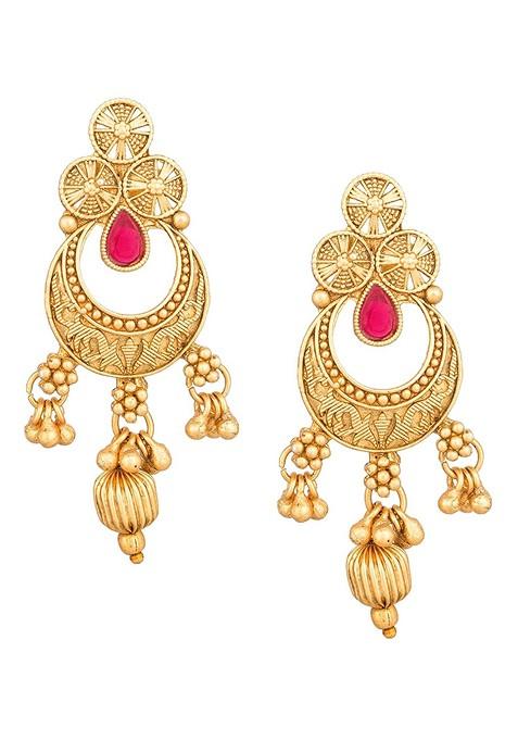 Women Gold Plated White Beaded Multistrand Pearl Studded Jewellery Set