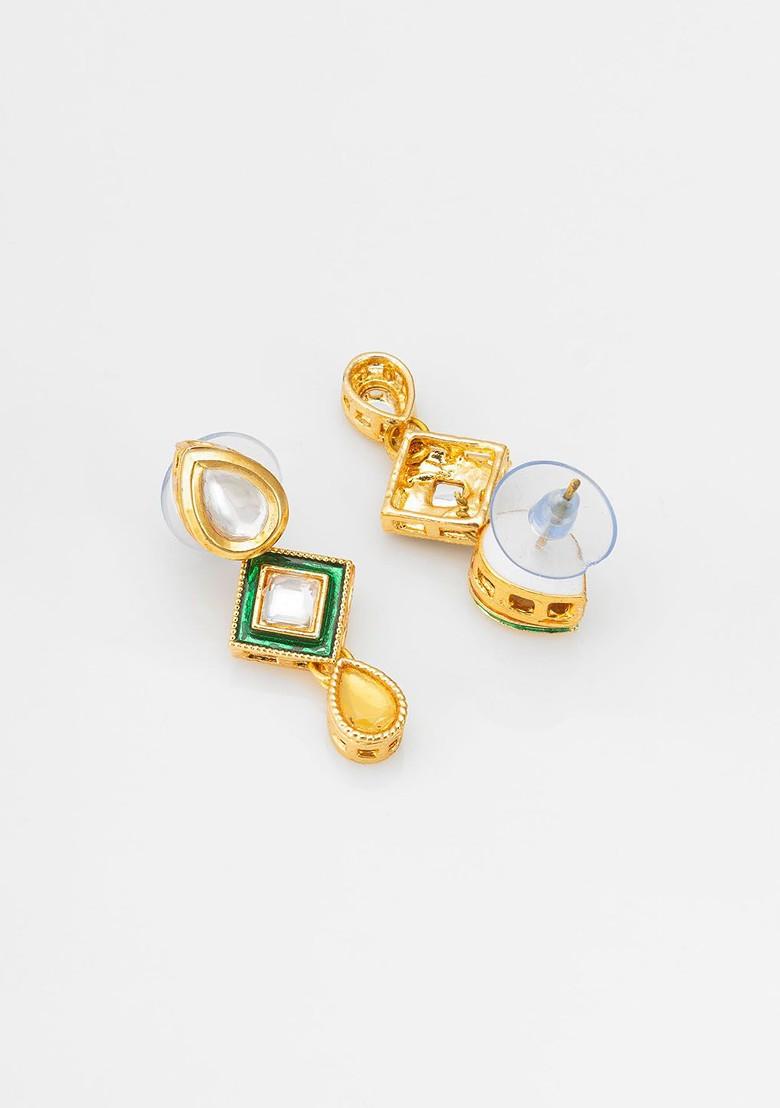 Kundan Stone Studded Jewellery Set