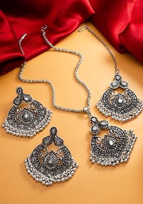 Silver Oxidized Silver Plated Stones Studded Oxidised Choker Jewellery Set