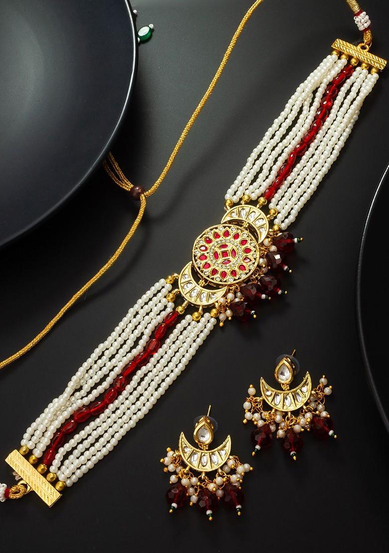 Kundan Stone Studded And Beaded Jewellery Set