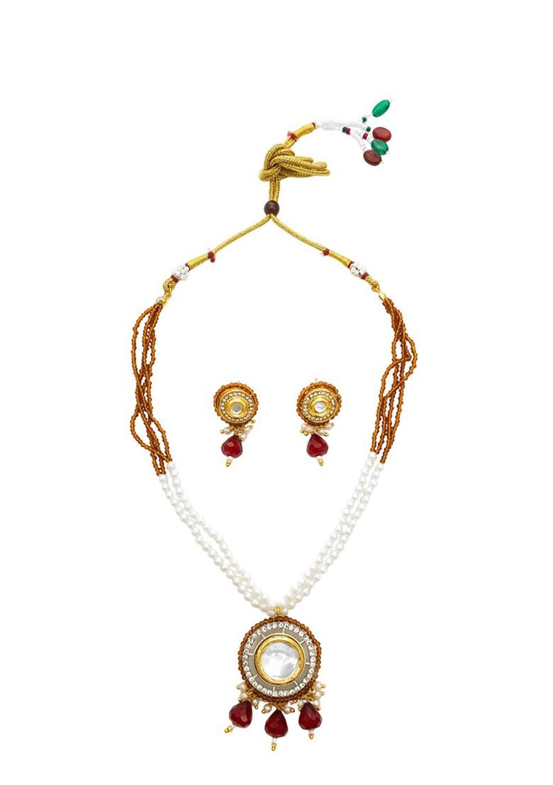 Gold Plated Kundan Studded And Beaded Jewellery Set
