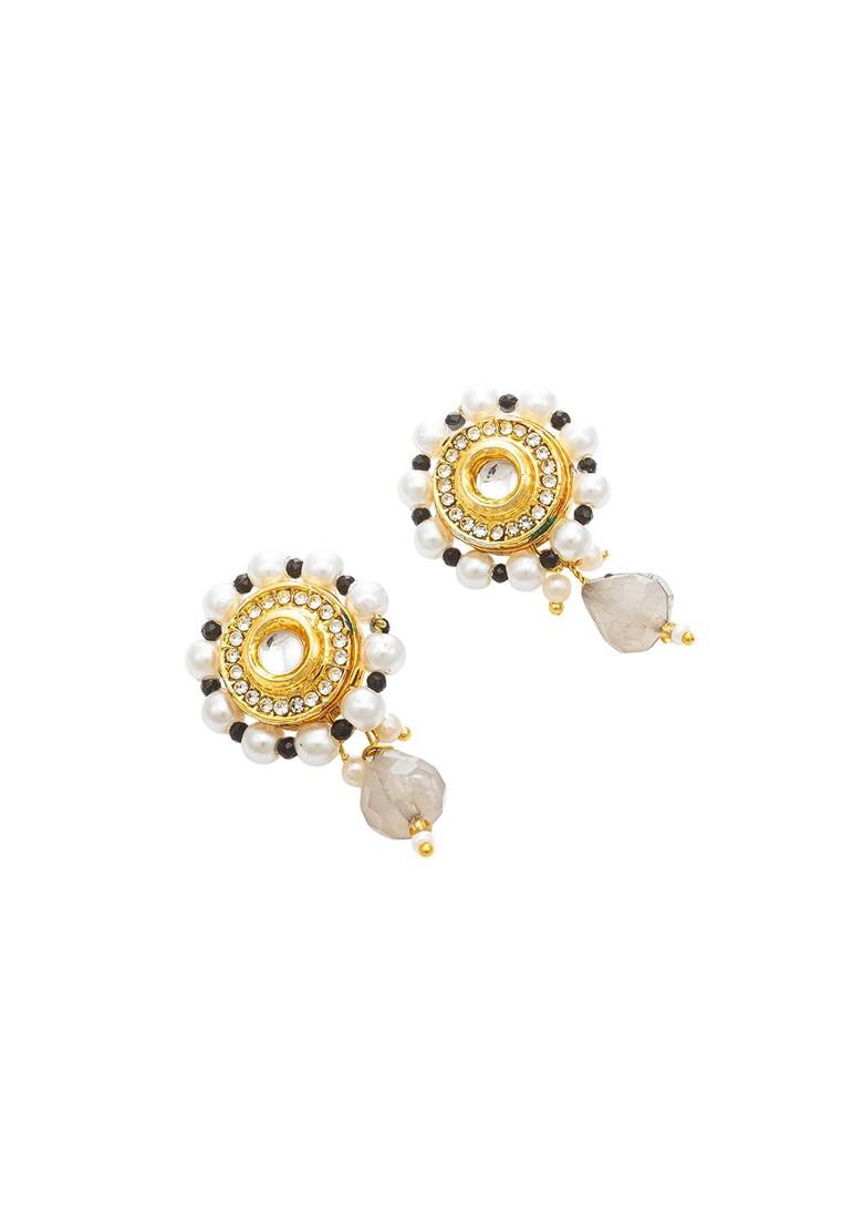 Gold Plated Kundan And Pearls Studded And Beaded Choker Jewellery Set