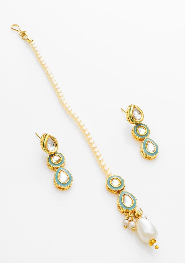 Gold Plated Kundan Stone Studded And Pearls Beaded Jewellery Set