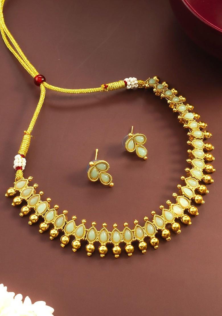 Kundan Studded Jewellery Set