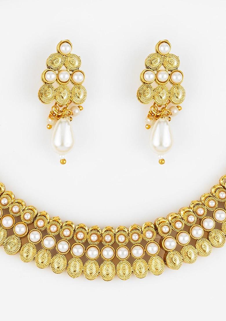 Kundan Studded Jewellery Set