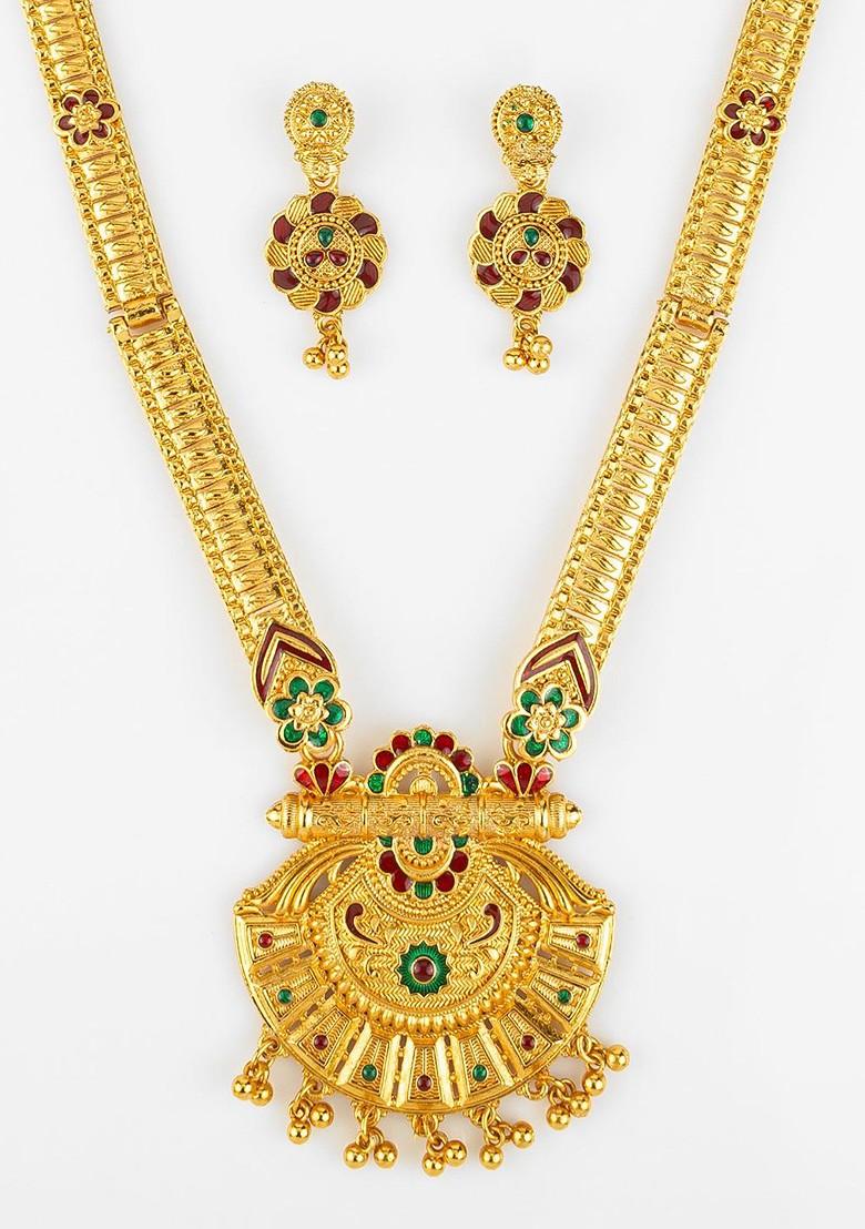 Kundan Studded Jewellery Set