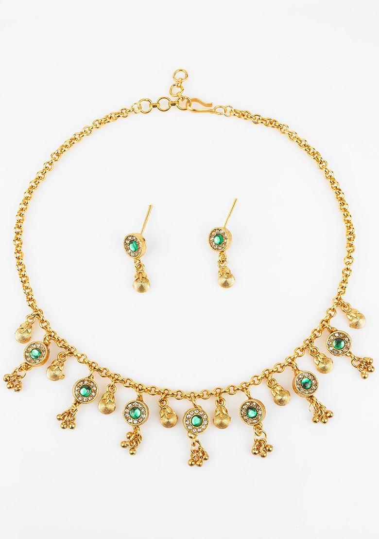 Kundan Studded Jewellery Set