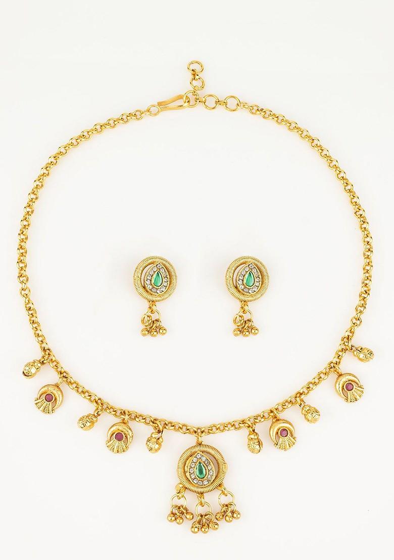 Kundan Studded Jewellery Set