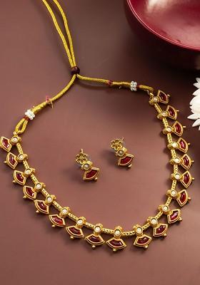 Kundan Studded Jewellery Set