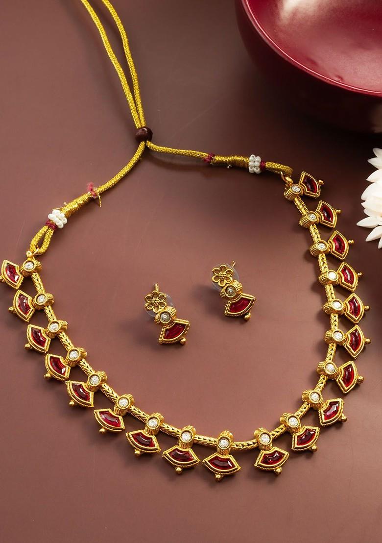Kundan Studded Jewellery Set