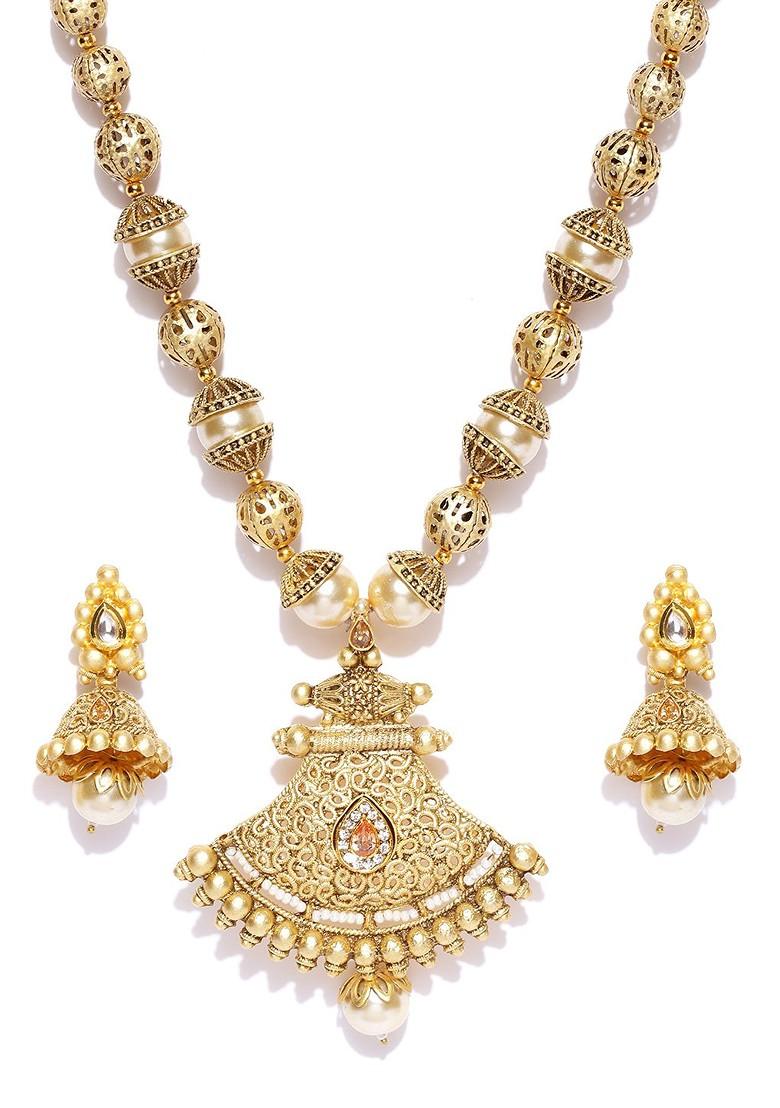 Gold Toned And Off White Gold Plated Stone Studded And Beaded Jewellery Set